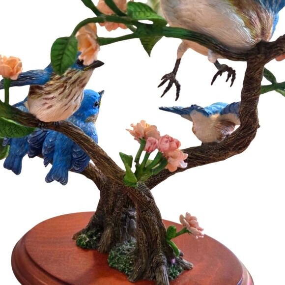 The Danbury Mint "First Flight" Figurine by Bob Guge Resin Birds & Flowers 8x8 - Picture 6 of 12
